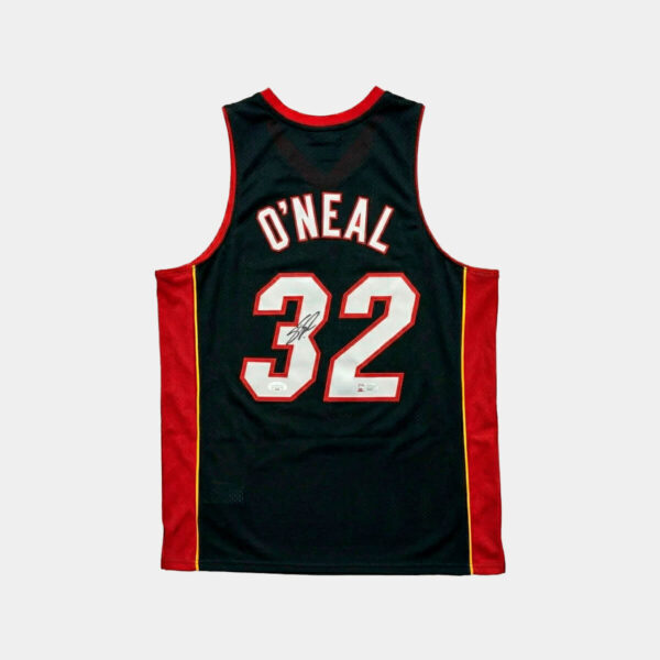 Shaquille O'Neal Hand Signed BAS