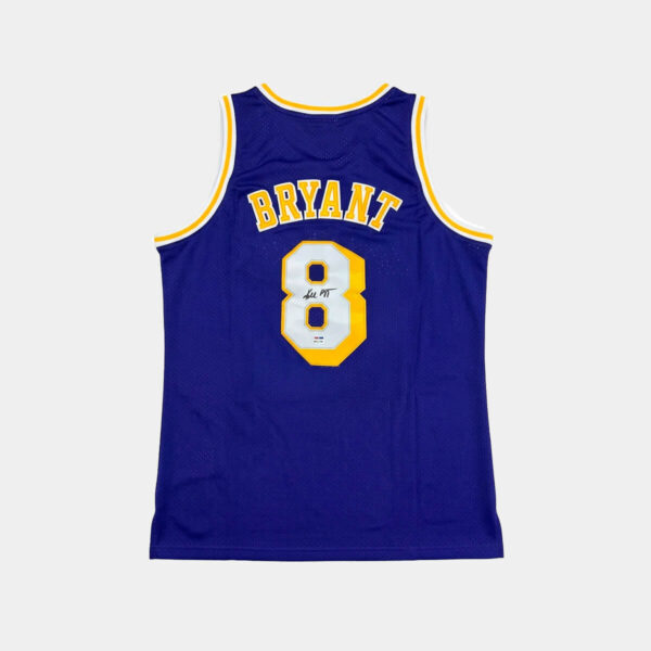 Kobe Bryant Jersey Hand Signed PSA/DNA