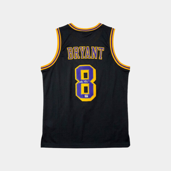 Kobe Bryant Jersey Hand Signed PSA/DNA