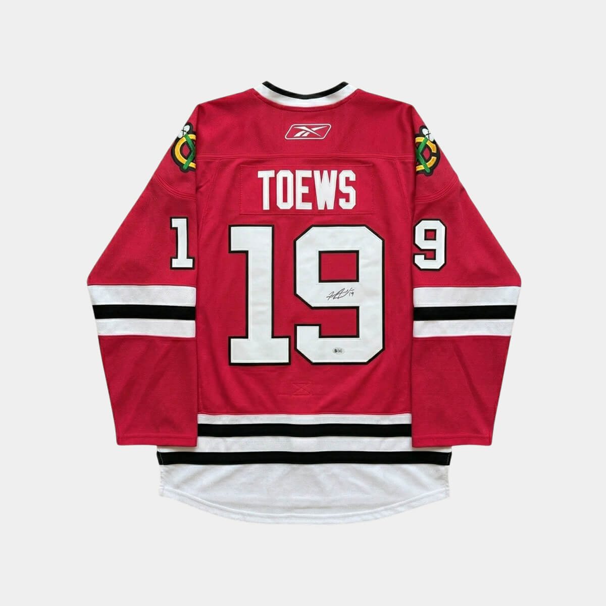 Jonathan Toews Jersey Hand Signed BAS
