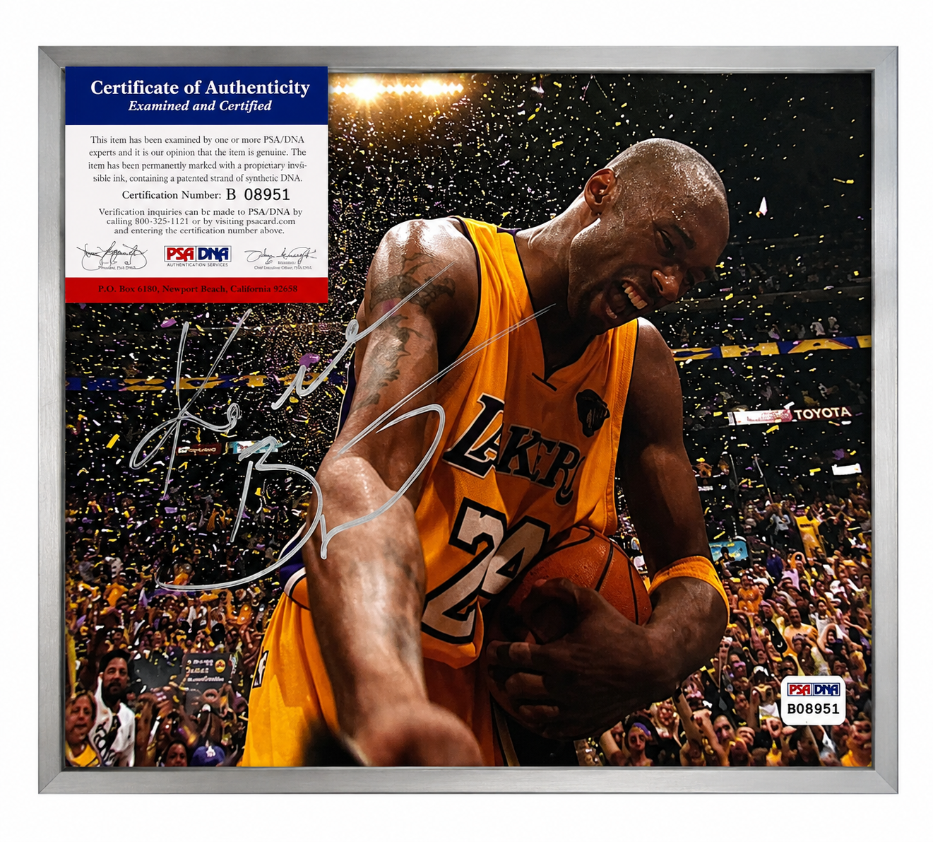 AUTOGRAPHED LA Lakers Team Signed Autographed Kobe Bryant PHOTO PSA/DNA AUTHENTICATION