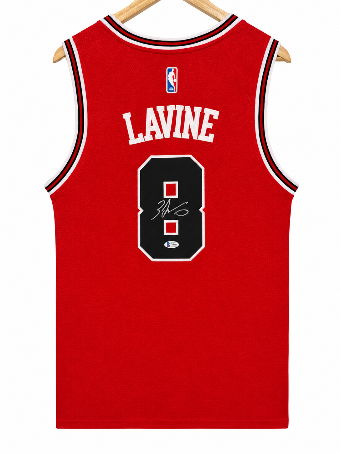 Zach LaVine #8 Hand Signed Autographed  Jersey with Beckett  Authentication