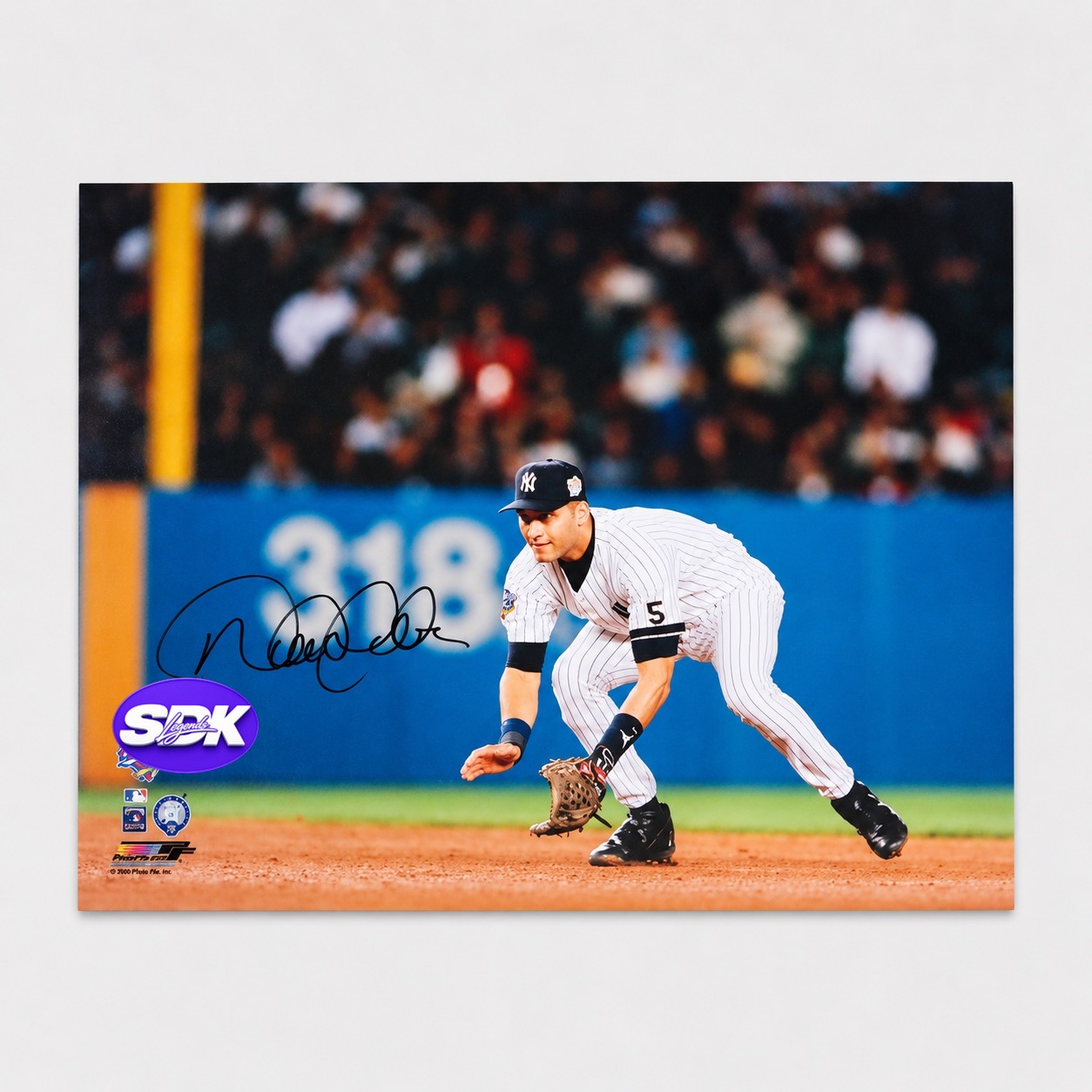 Derek Jeter Signed New York Yankees 16x20 Photo PSA COA