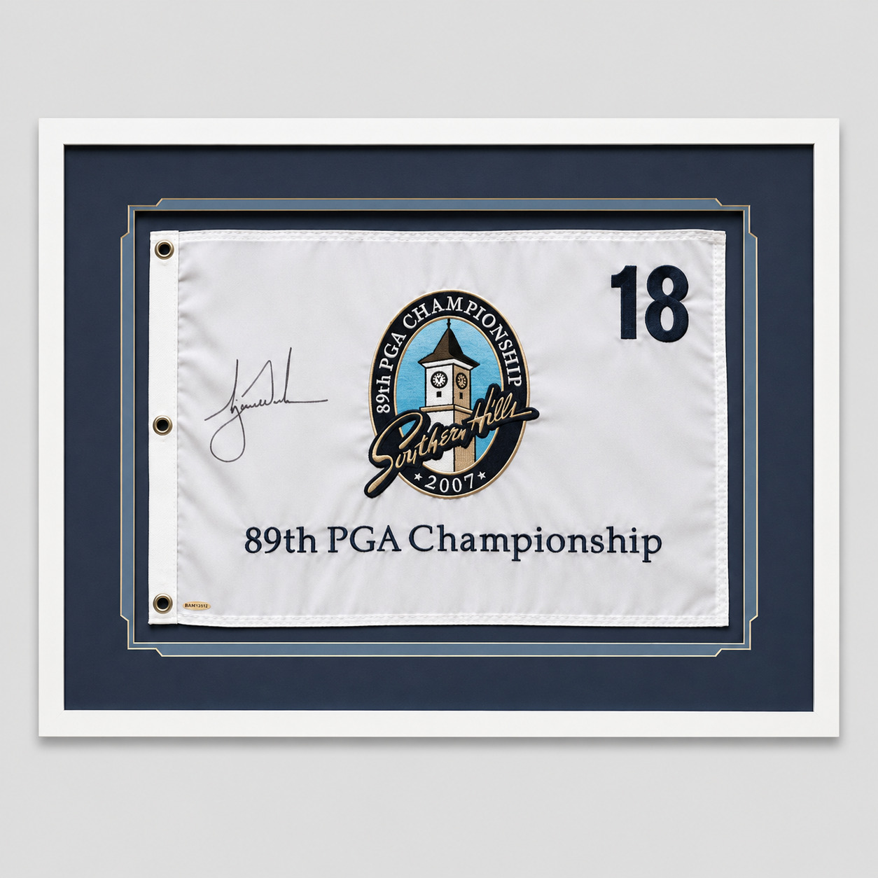 Tiger Woods 2007 PGA Championship Pin Flag Hand Signed Upper Deck Authenticated
