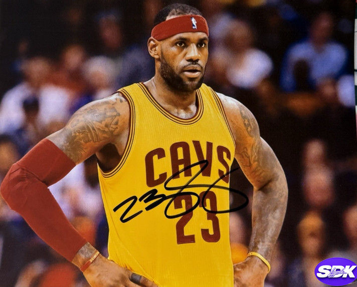 LeBron James Signed Los Angeles Lakers Photo PSA/DNA COA